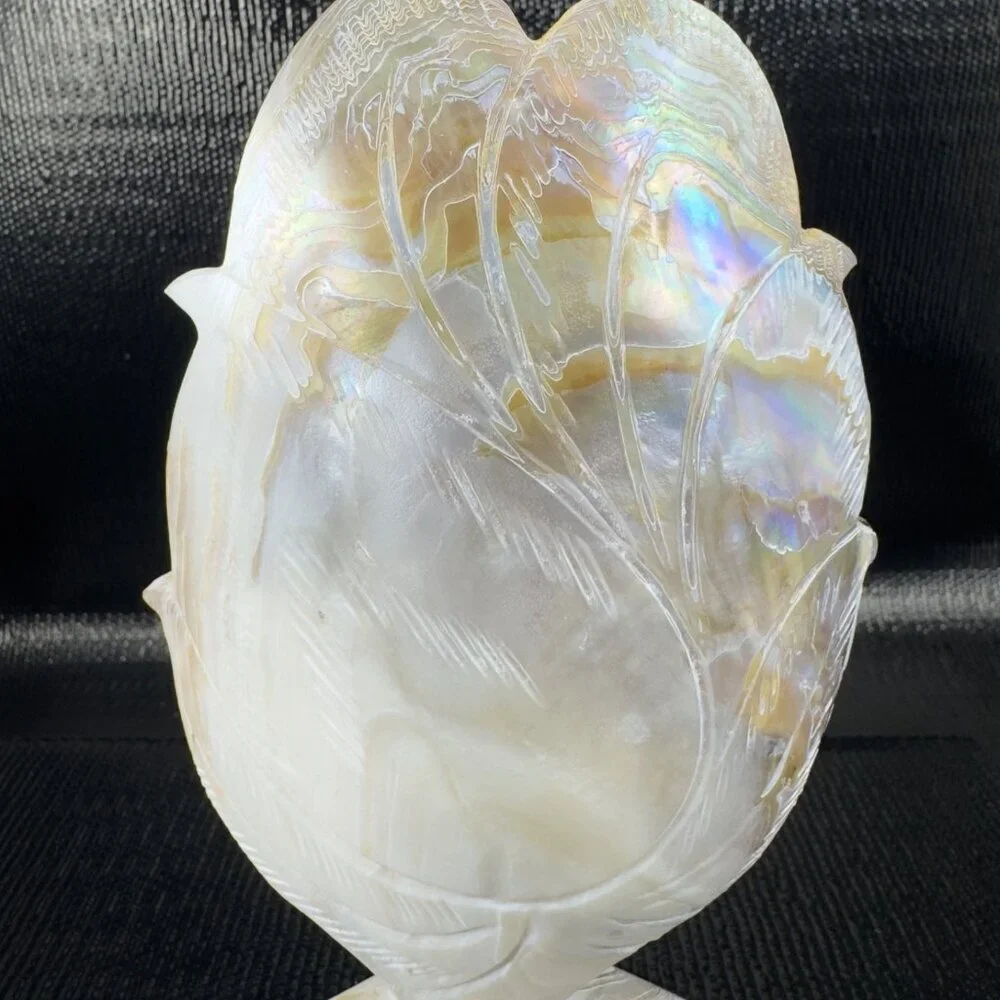 Vintage Mother of Pearl Nautalis Shell Footed Vase‎ Shiny Finish Hand Made Vase